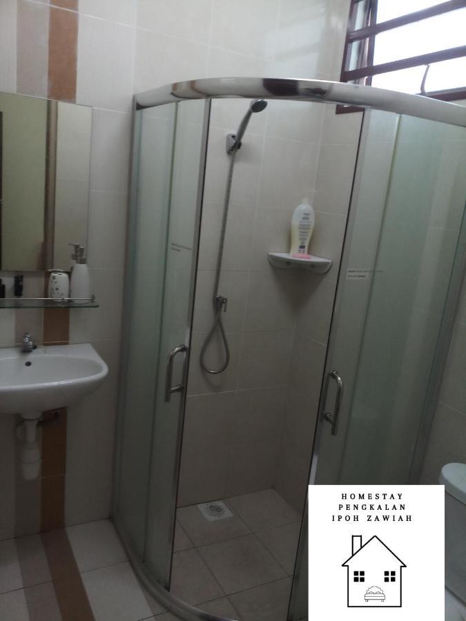 Homestay Ipoh Pengkalan Zawiah Exterior foto