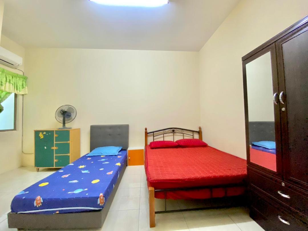 Homestay Ipoh Pengkalan Zawiah Exterior foto