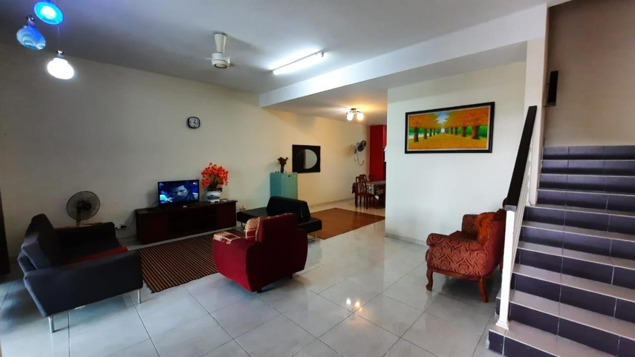 Homestay Ipoh Pengkalan Zawiah Exterior foto